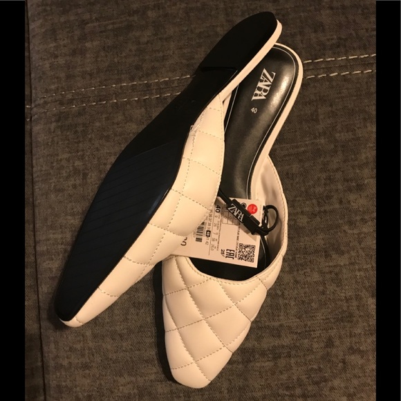 ZARA MULES WHITE QUILTED FLATS - Picture 3 of 5